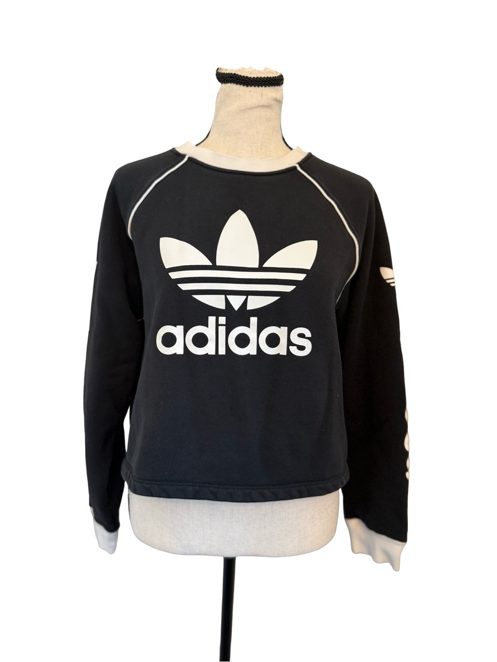 Adidas Originals Trefoil Black Cropped Sweatshirt Logo Pullover Medium
